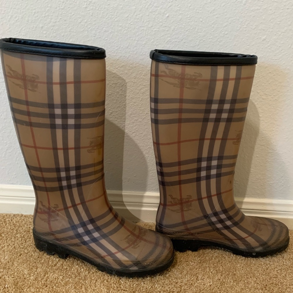 Burberry rain boots
